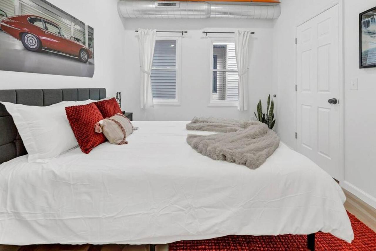 Cool Urban Downtown Loft Apartment *